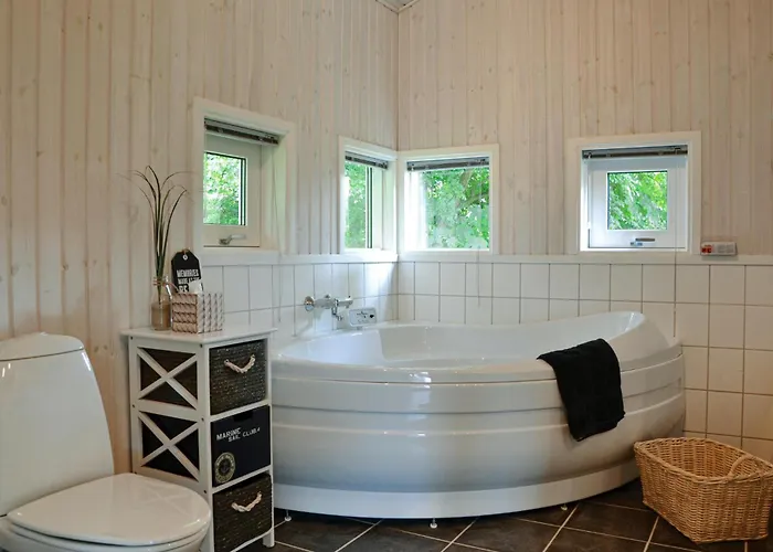 Ledgardsvej N-614 * Hornbæk